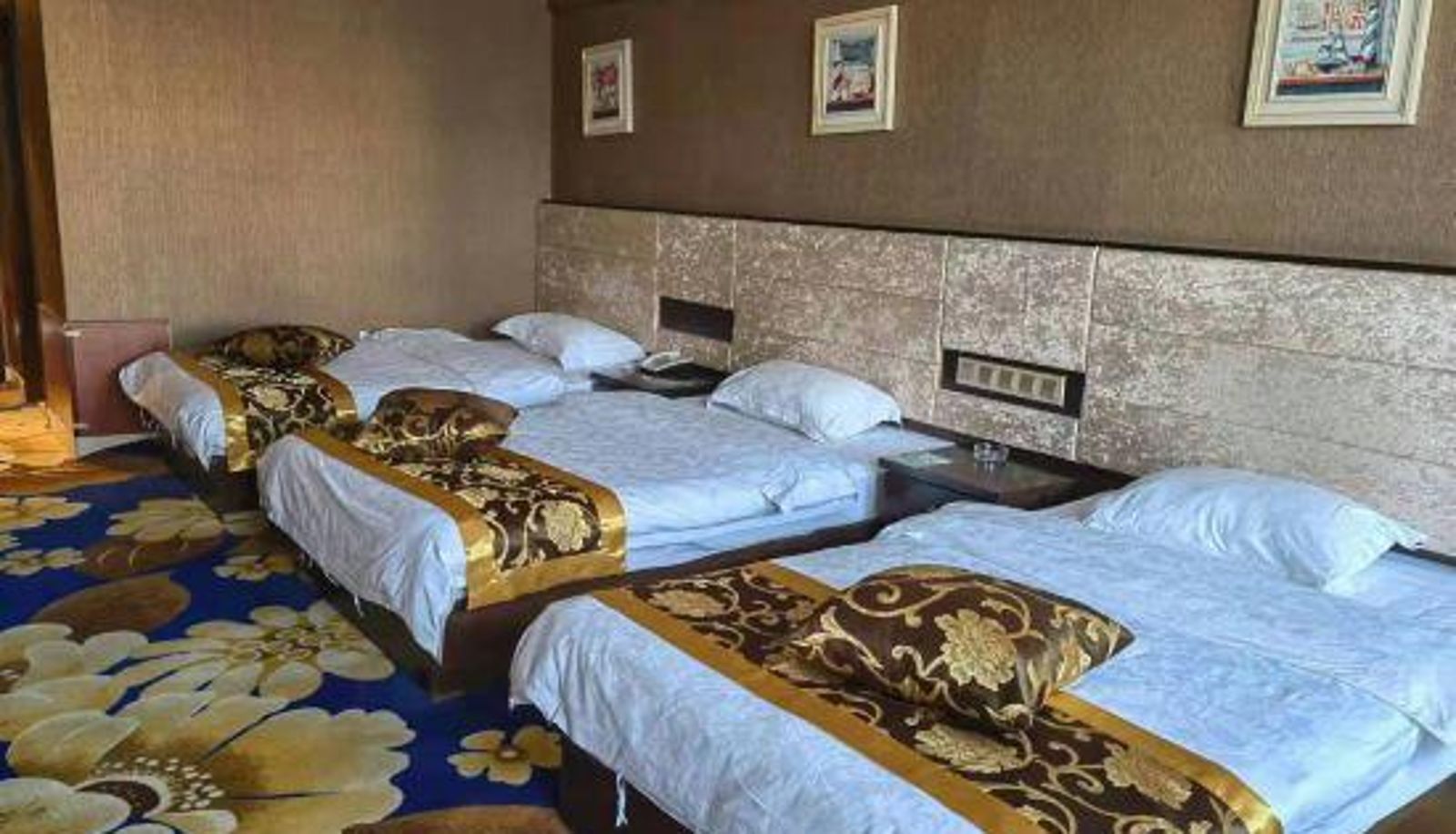 Room - Four Seasons Hotel Bayonne