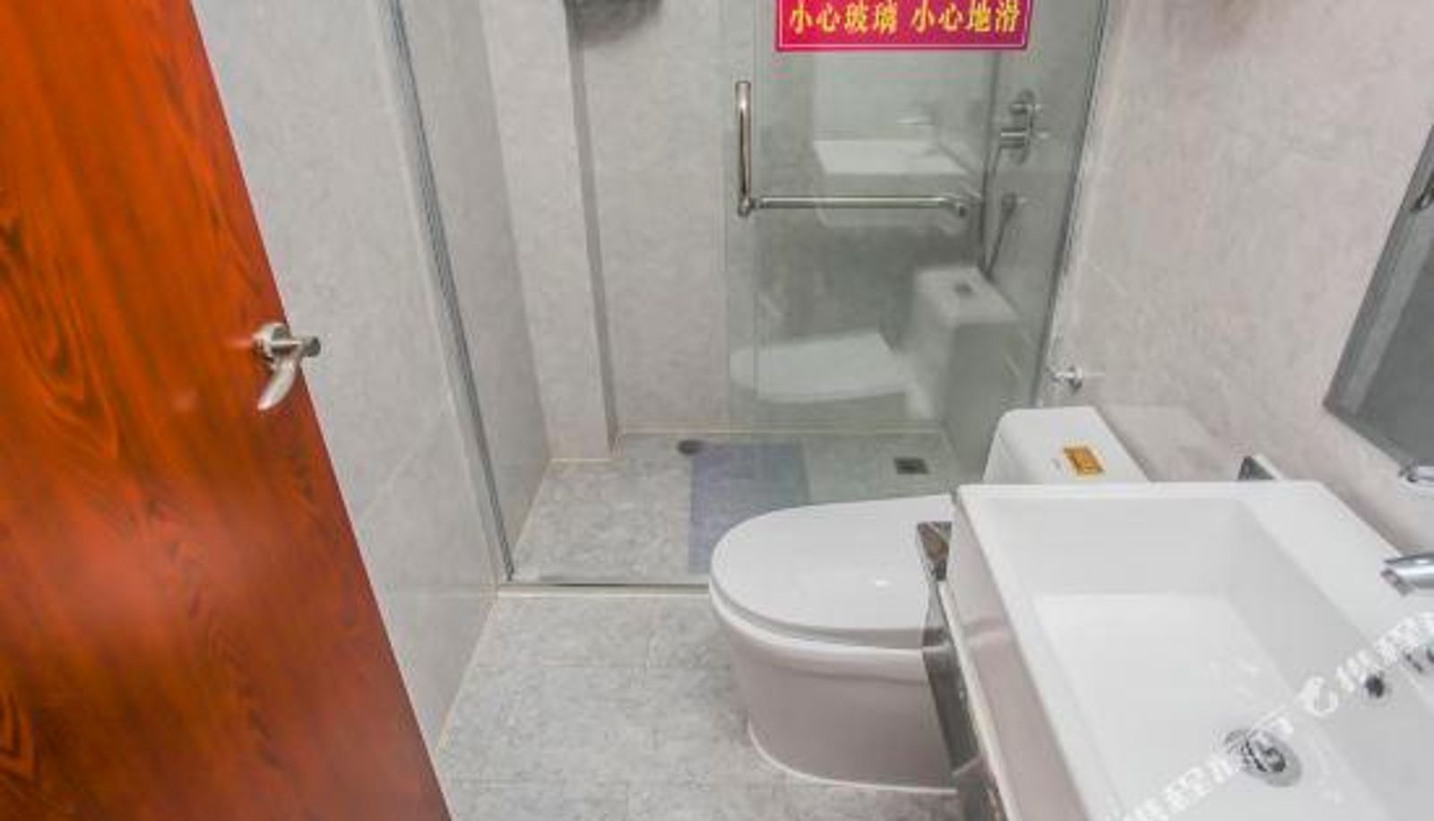 Camera business - Fuzhou longzhimeng Hotel