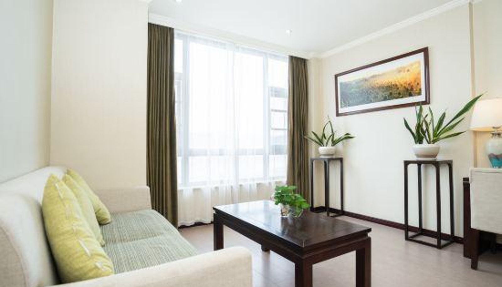 Pokój z widokiem na rzekę - Katie Hotel