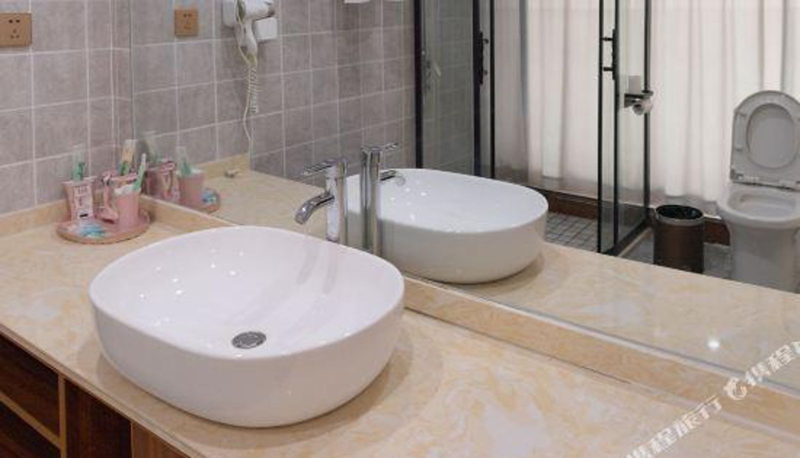 Habitación - H-SHOW HOTEL