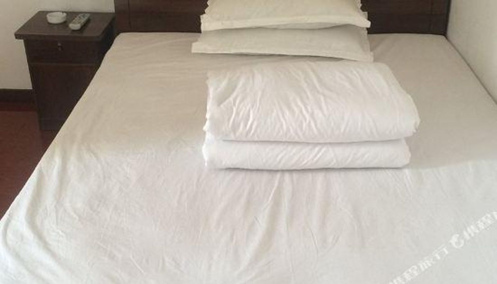 Zimmer - Jurong Xincheng Hotel