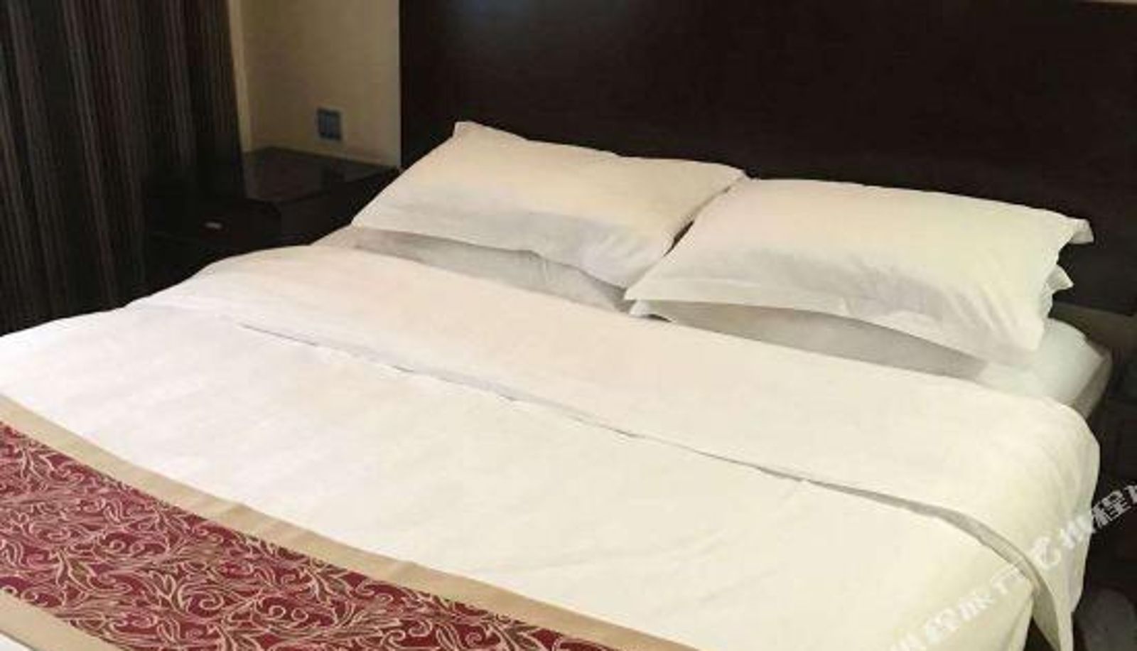 Room - Zhoukou Family Apartment