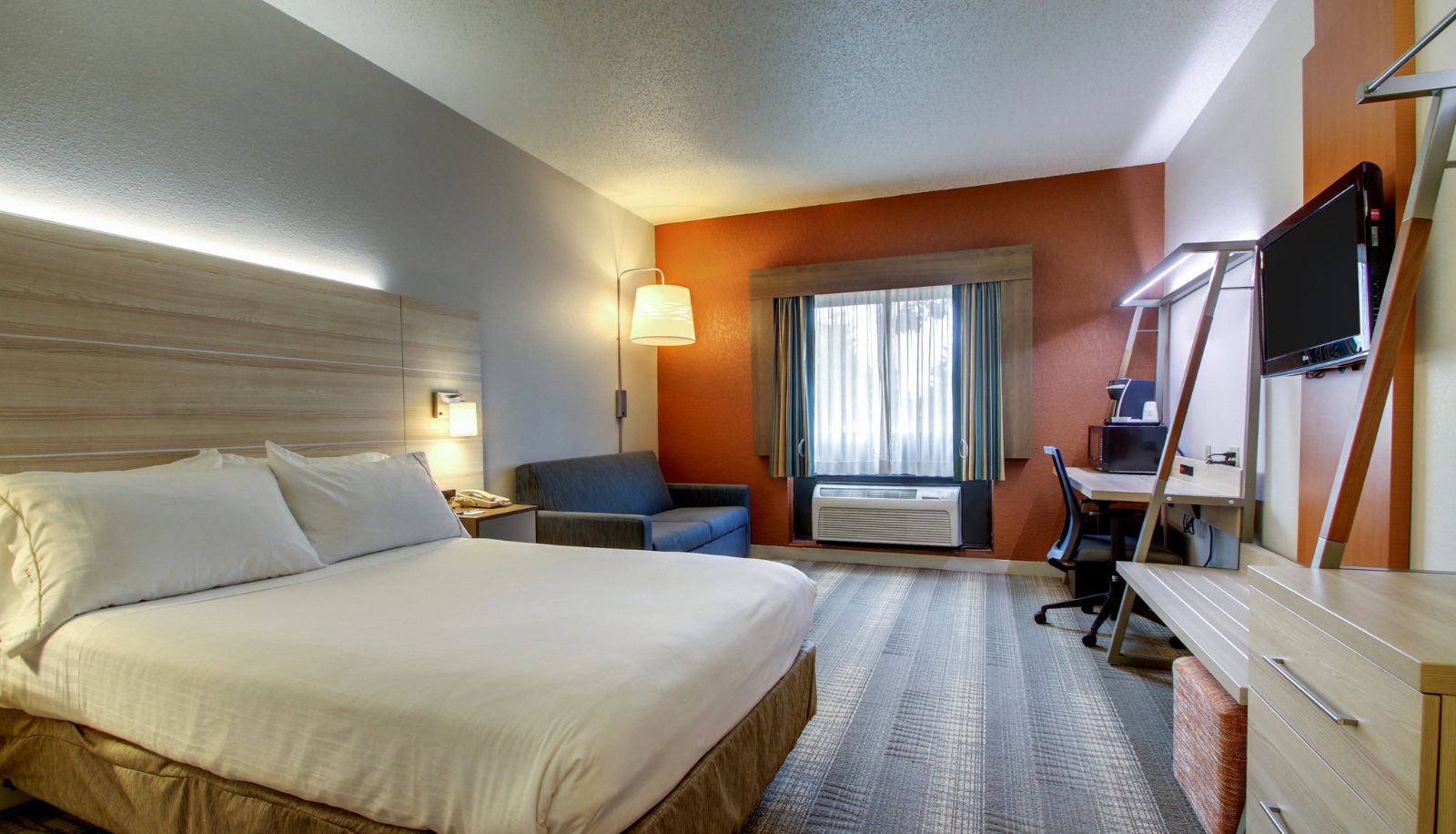 Zimmer - Holiday Inn Express MILWAUKEE N-BROWN DEER/MEQUON by IHG