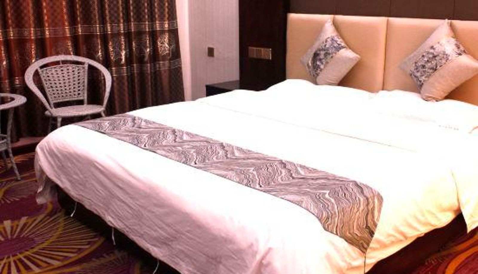 Camera business - Lanzhou Xishengyuan Hotel