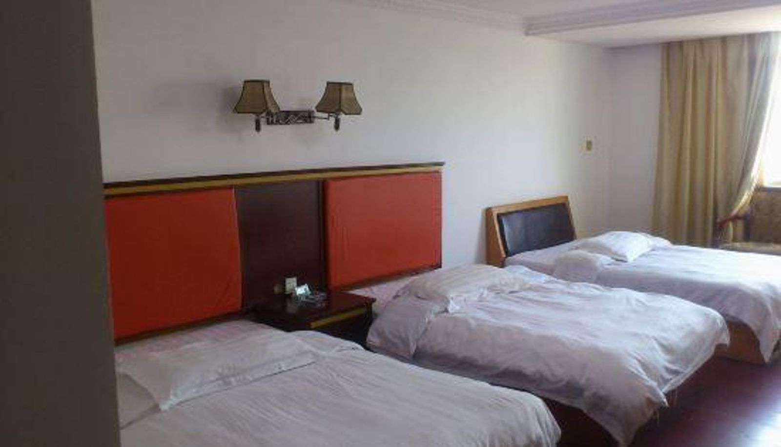 Zimmer - Jincheng Hotel