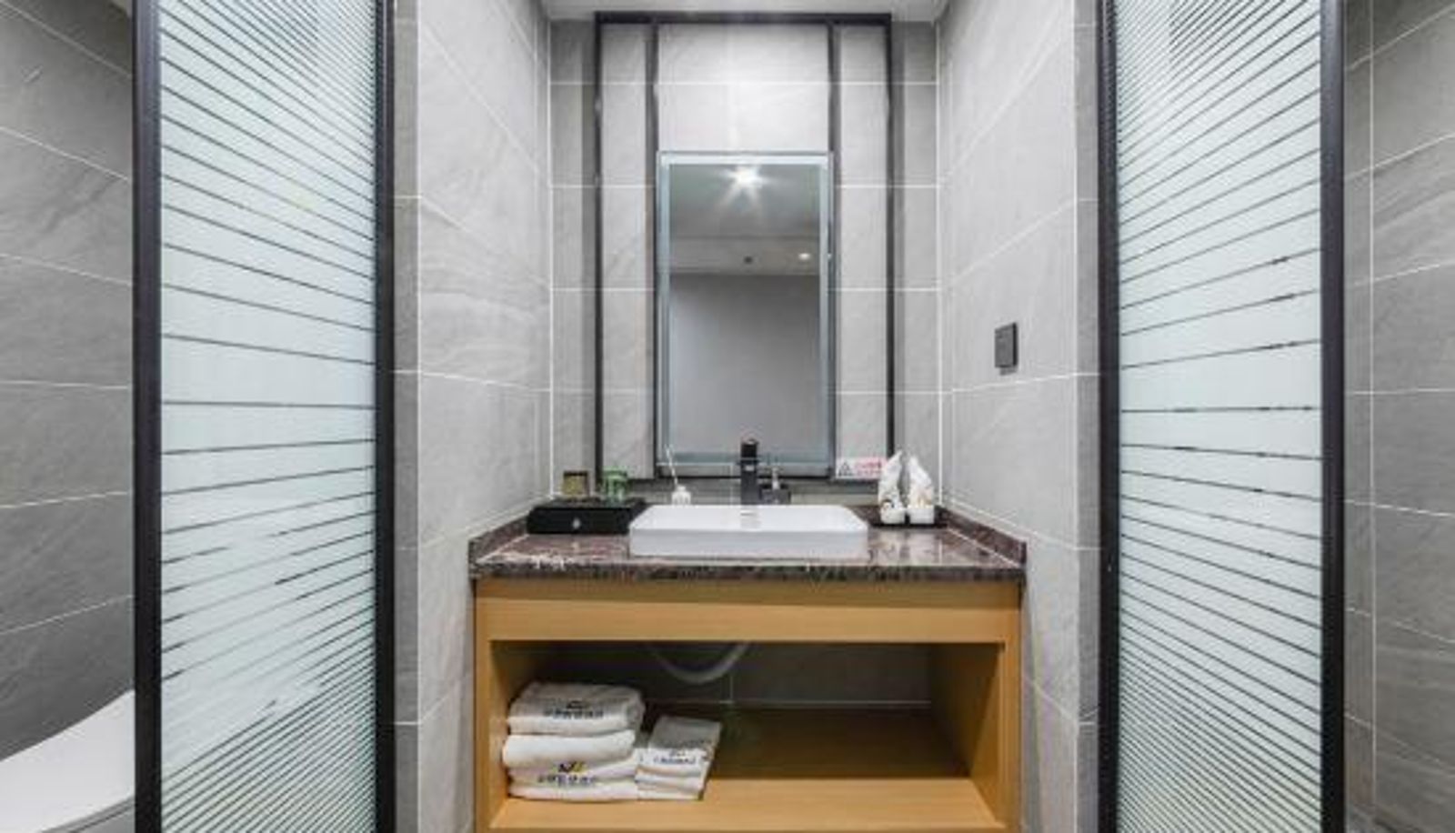 Camera - Yunqi Smart Hotel (Xingyi Menglecheng Jushan Square)