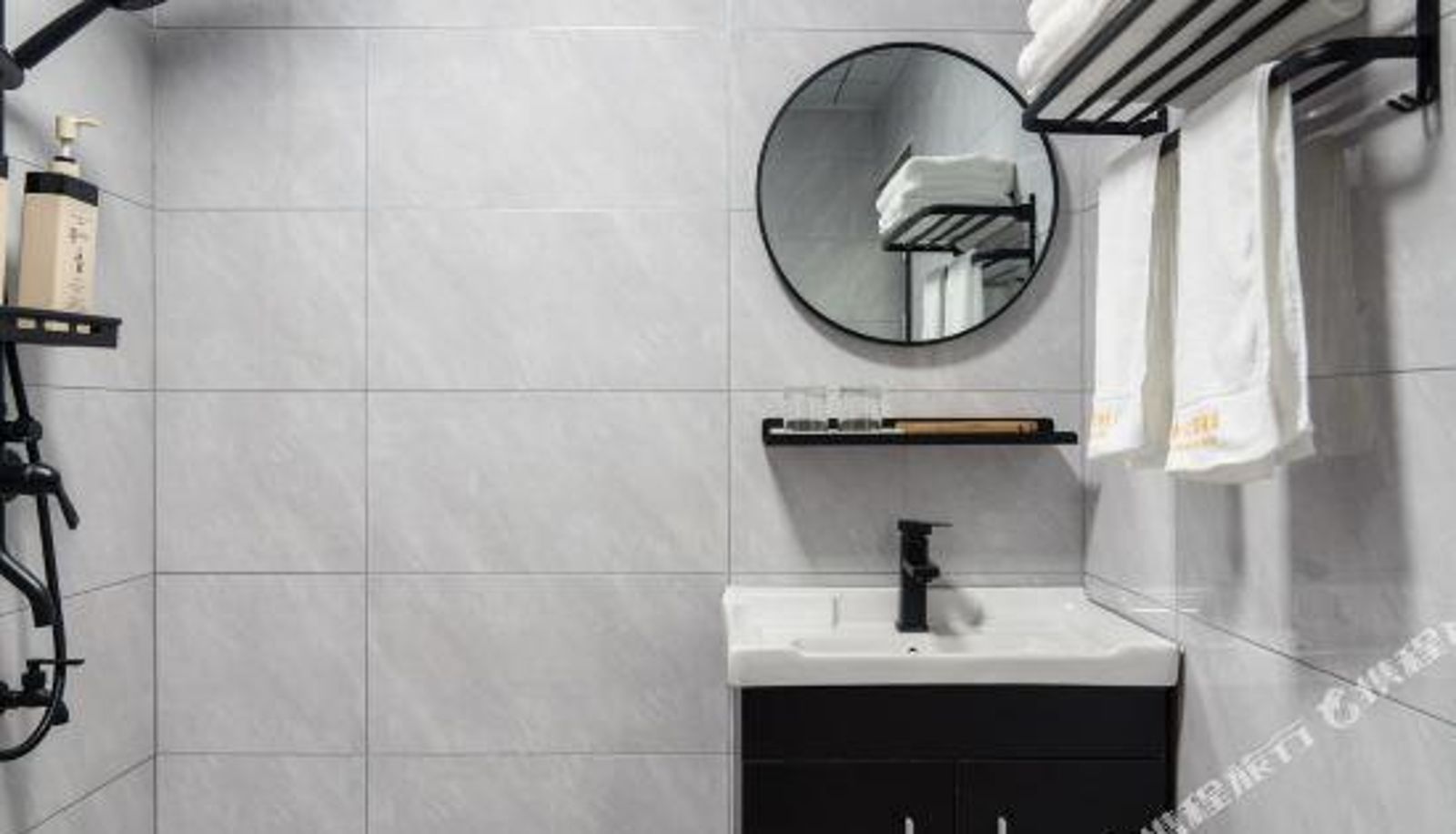 Camera - Yinuo Luxury Apartment Hotel