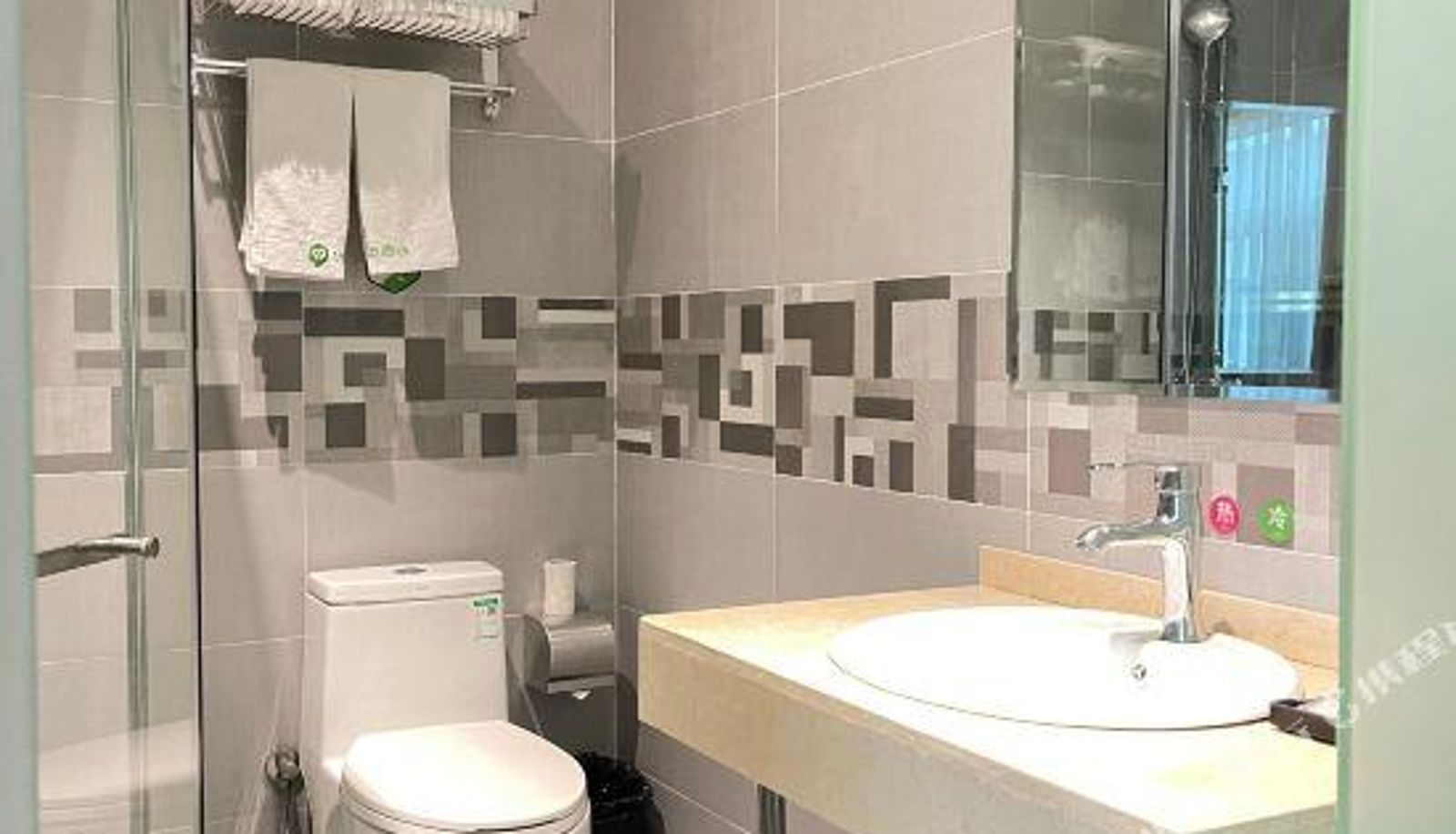 Chambre Business - 99inn Selected (Suizhou Zhongbai Qinghe Road)
