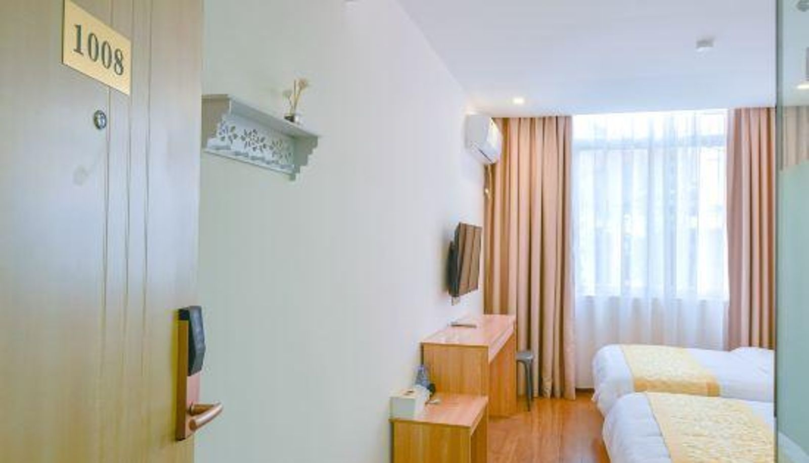 Zimmer - Dragon Star Hotel (Jincheng Central Pedestrian Street Store)