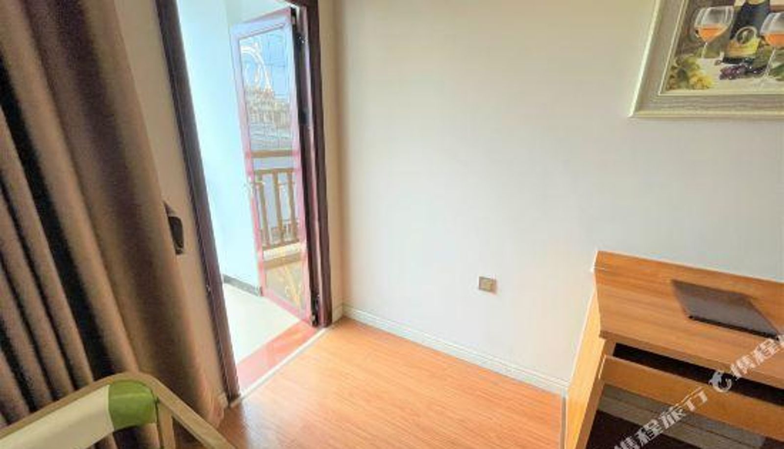 Zimmer mit Balkon - Jingang Hotel (RT-Mart Store of Yulin Traditional Chinese Medicine Port)