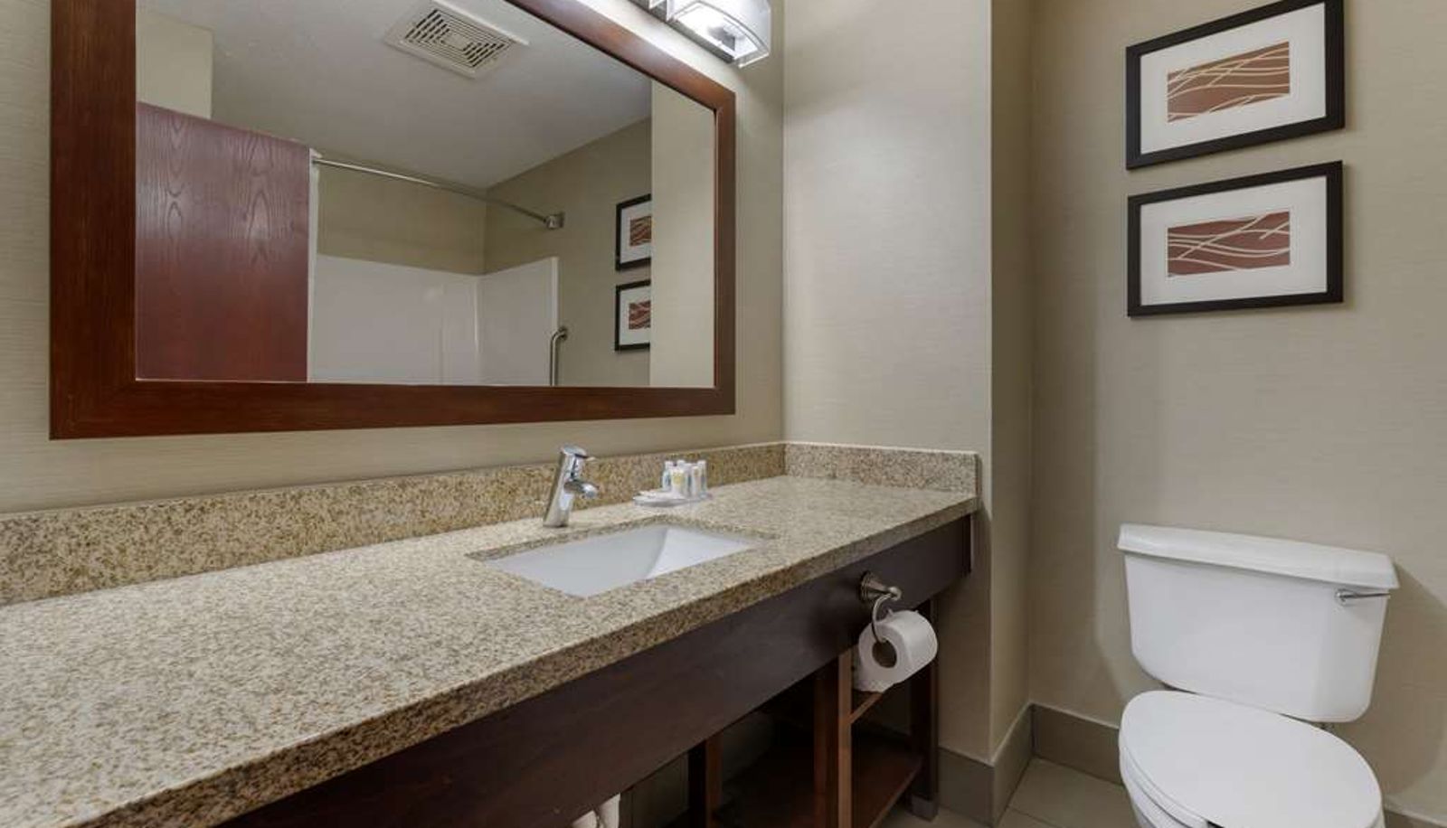 Zimmer - Comfort Inn Pickerington - Columbus East