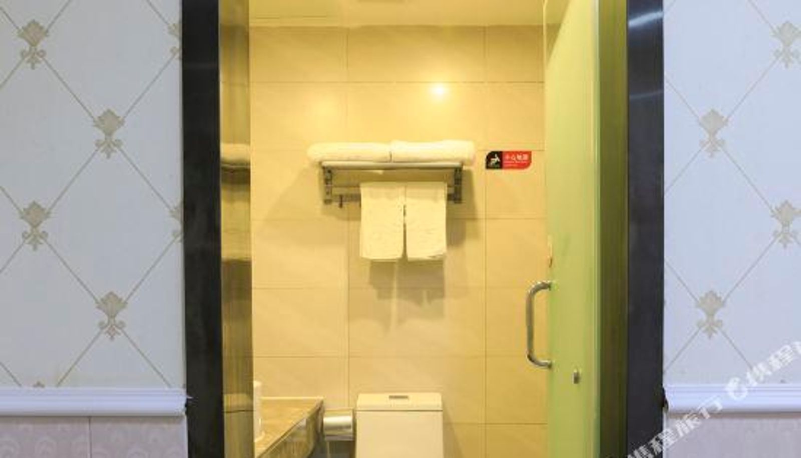 Zimmer - rizhao railway station) Metro 118 selection (wankou store