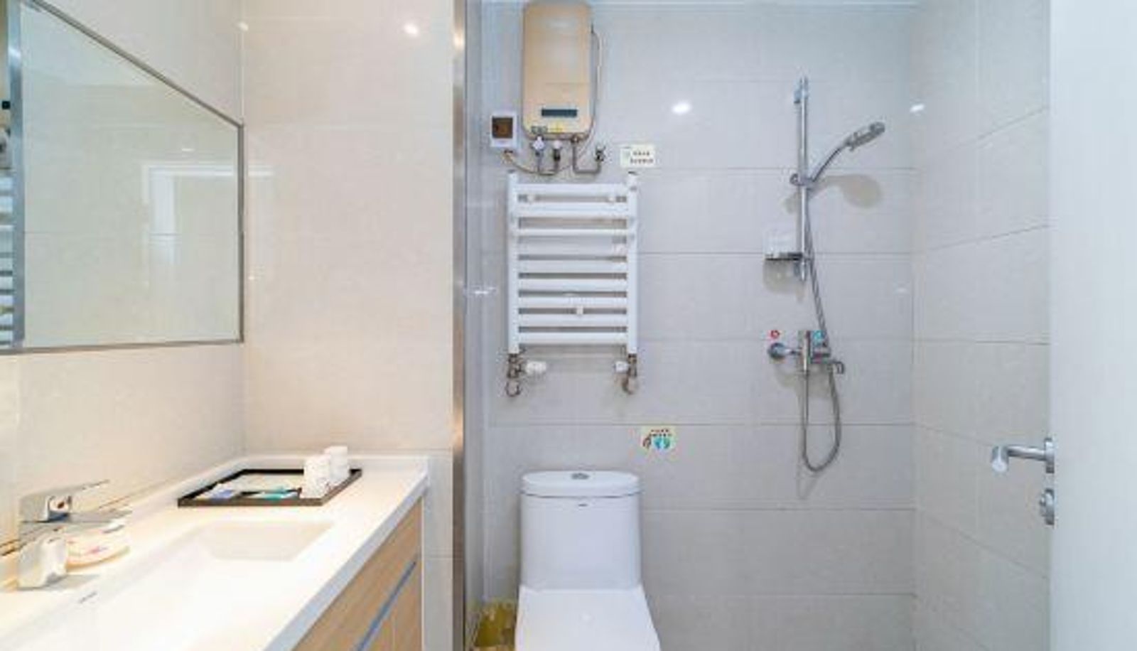 Zimmer mit Meerblick - Warner Seaview Apartment (Rizhao Wanda Plaza Dongyi Town)