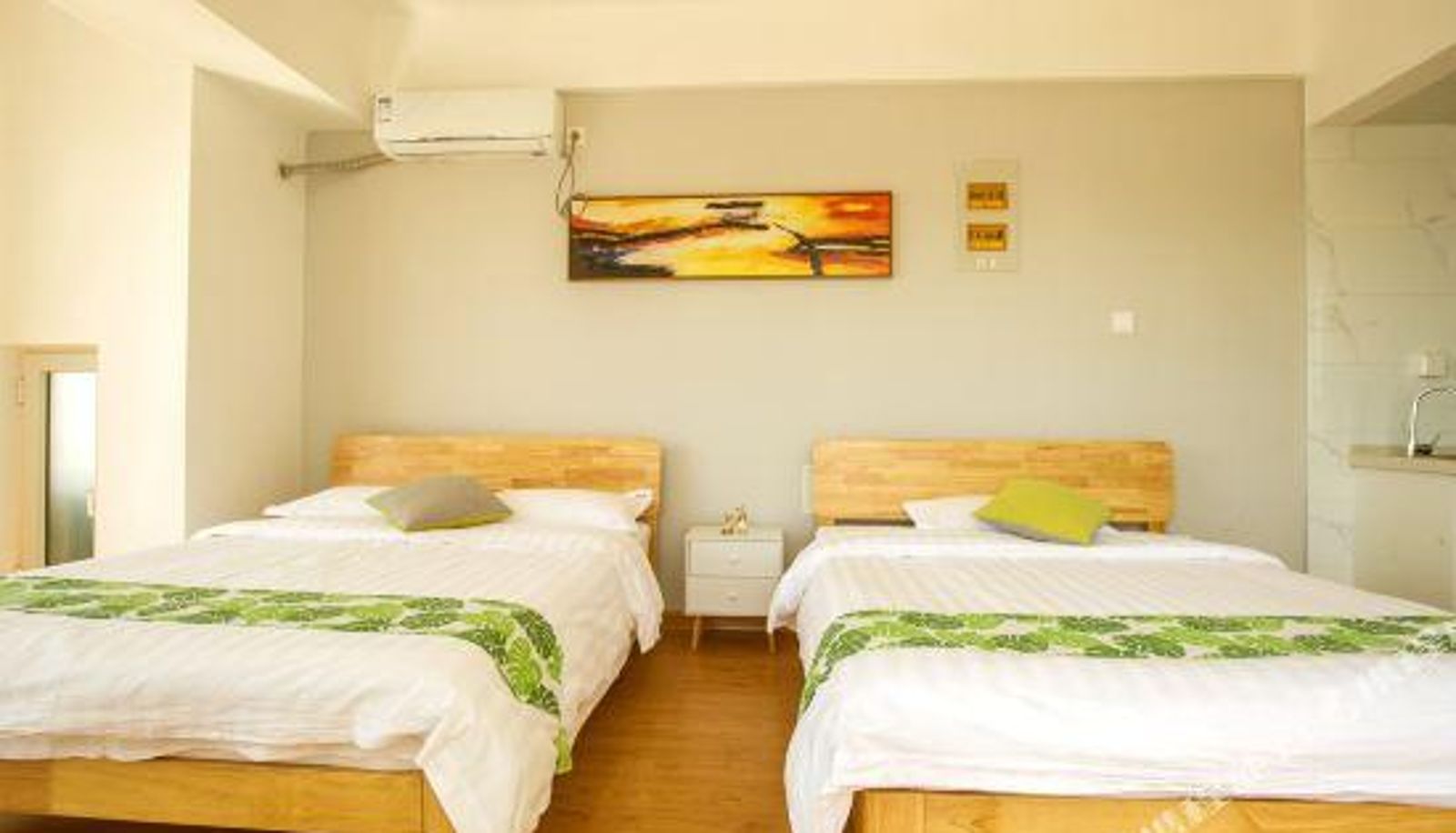 Zimmer - Rizhao Antai International Plaza) Yuexiang City Apartment (University Town Store