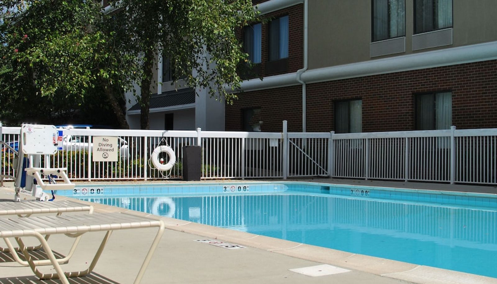 Pool - Holiday Inn Express RICHMOND I-64 SHORT PUMP AREA by IHG