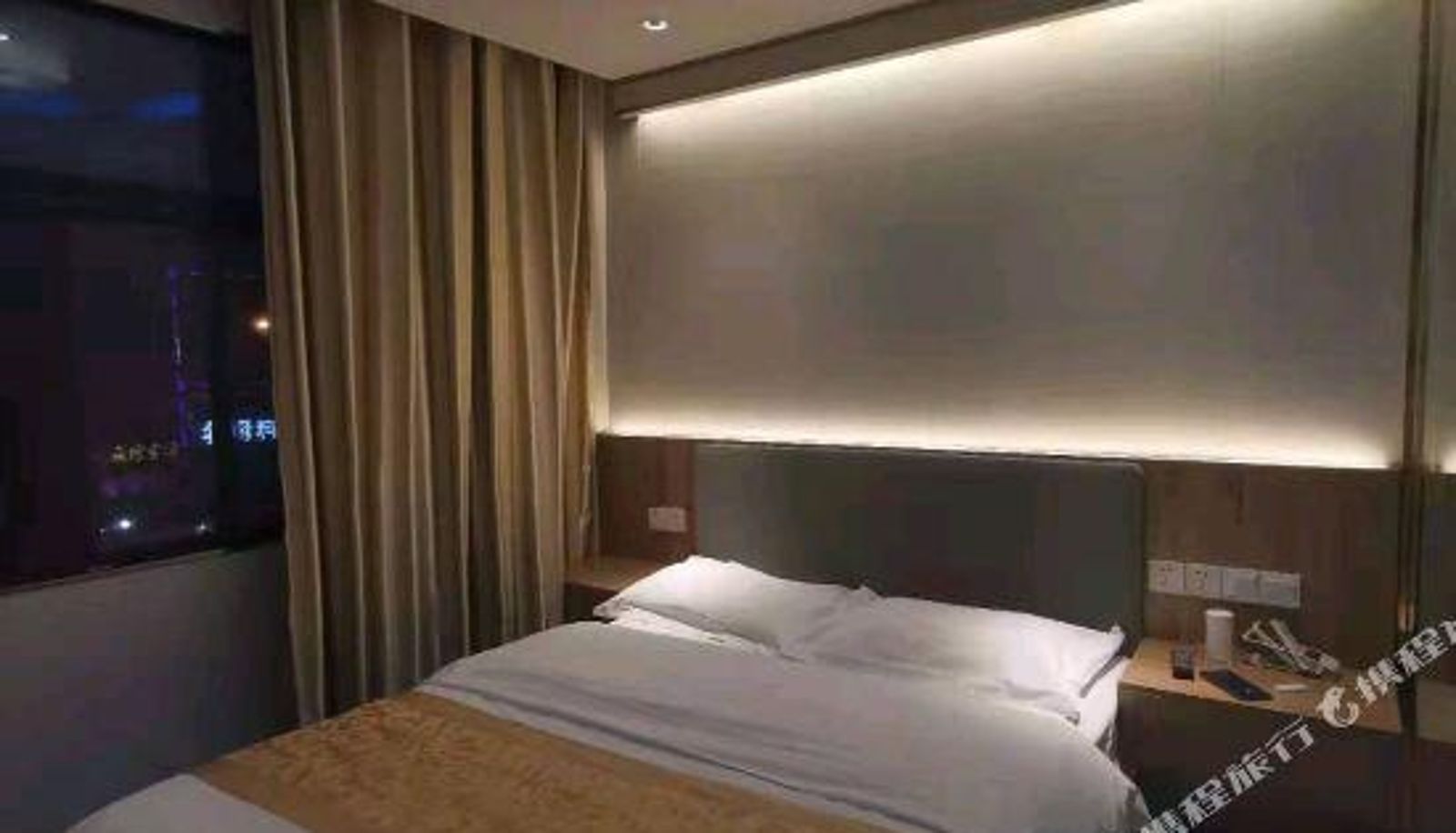 Room - Count Theme Hotel (Cenxi Ertikou Branch)