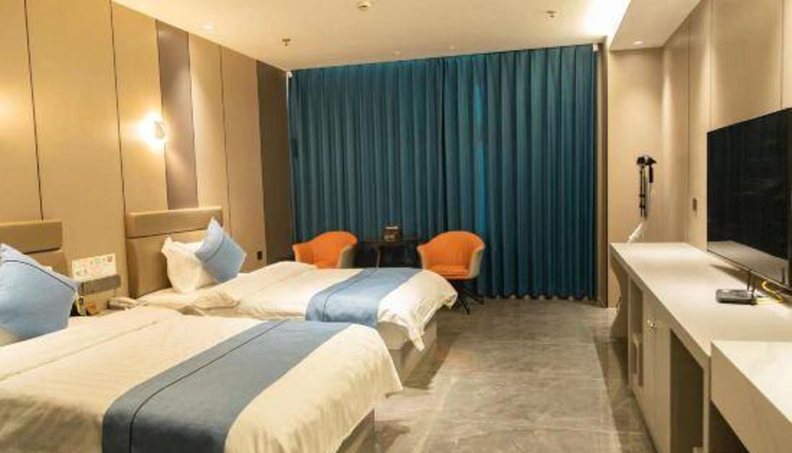 Camera - Anfeng Royal Business Hotel