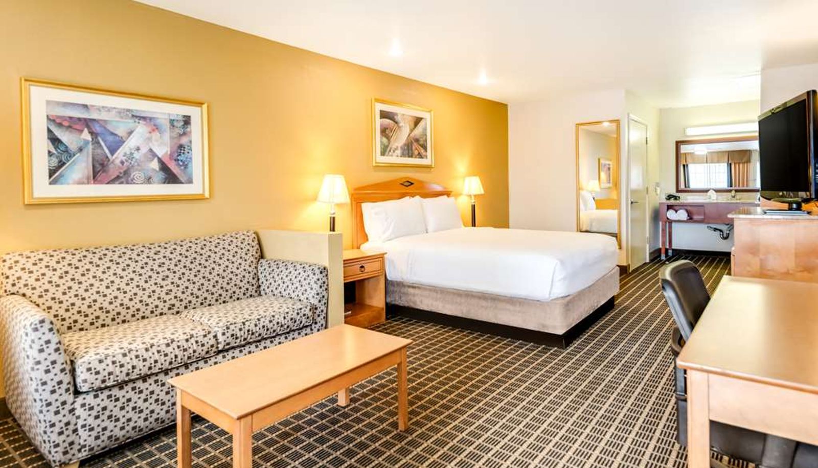 Camera - SureStay Plus by Best Western San Jose Central City