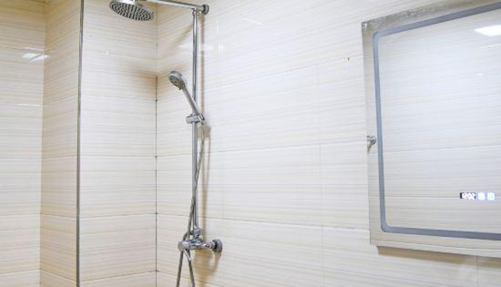 Room - Jianju Hotel (Renqiulesha Shopping Plaza)