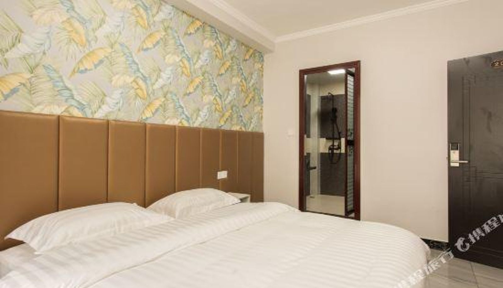 Business-Zimmer - Huludao Haipeng Apartment (Feitian Shopping Plaza Branch)