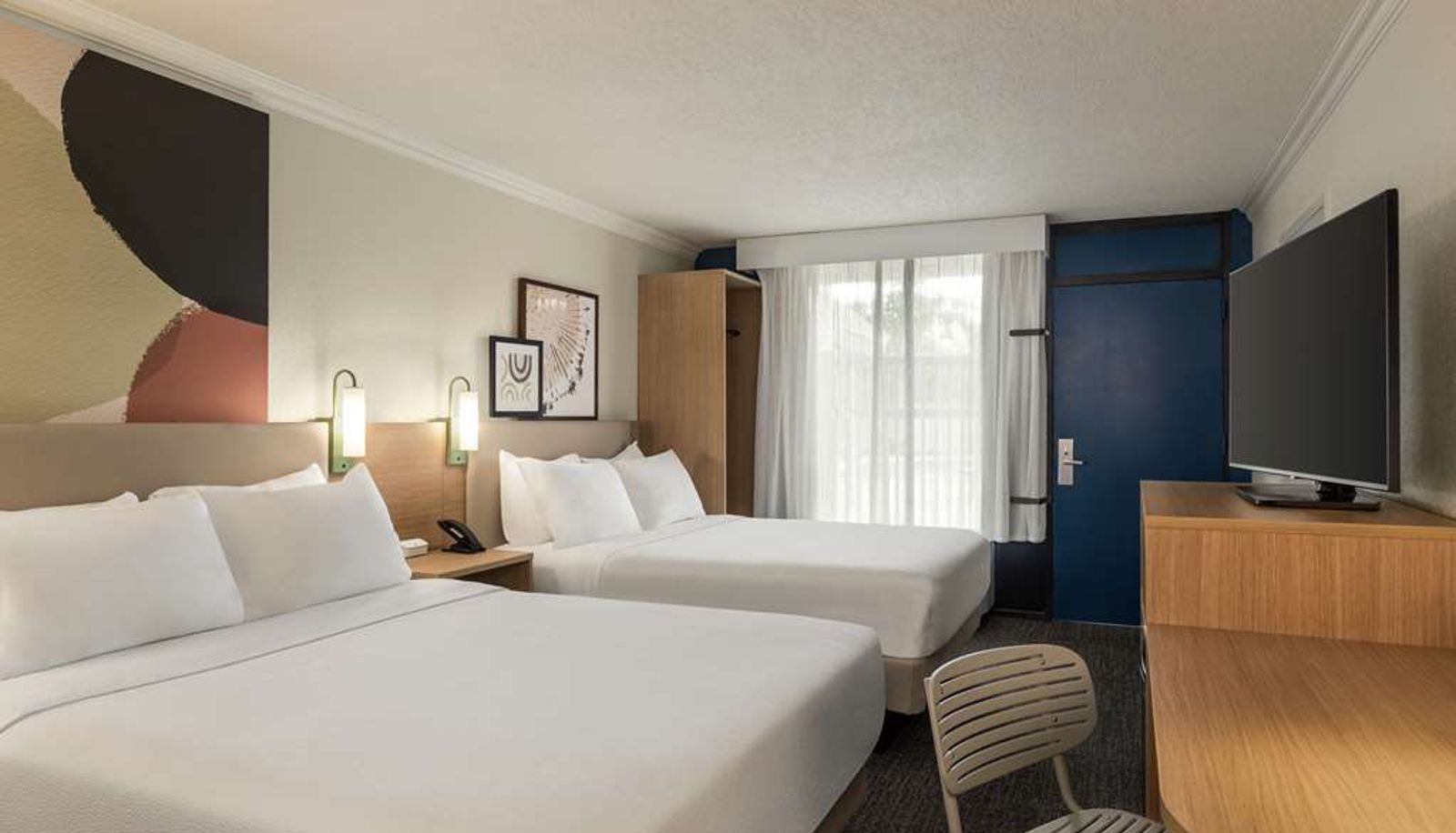 Zimmer - Spark by Hilton Sarasota Siesta Key Gateway