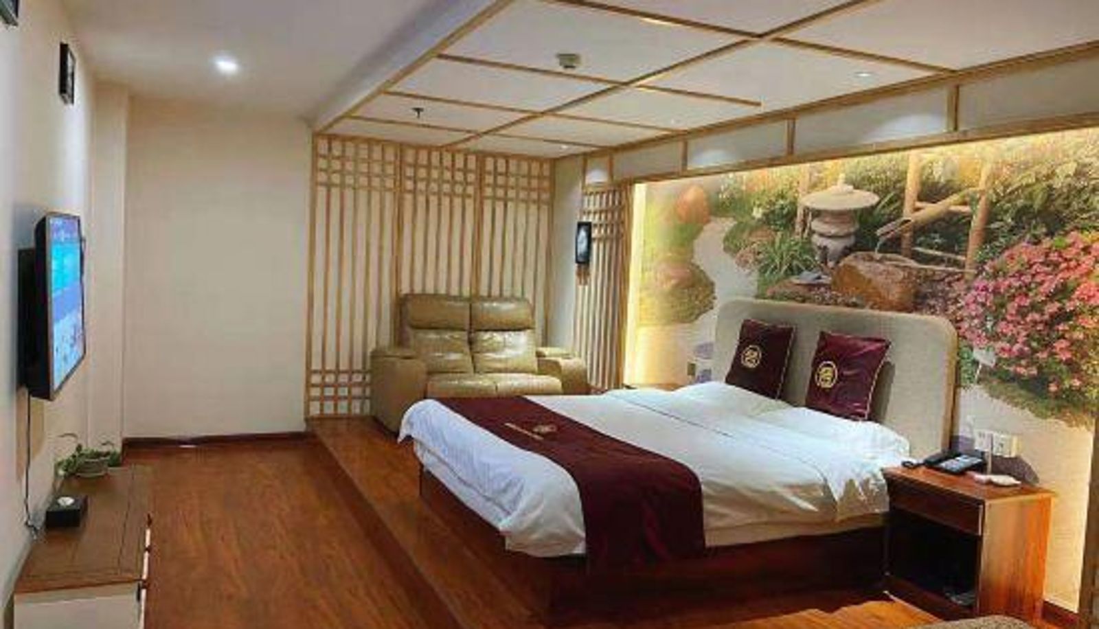 Camera - Mingyuegong International Hotel