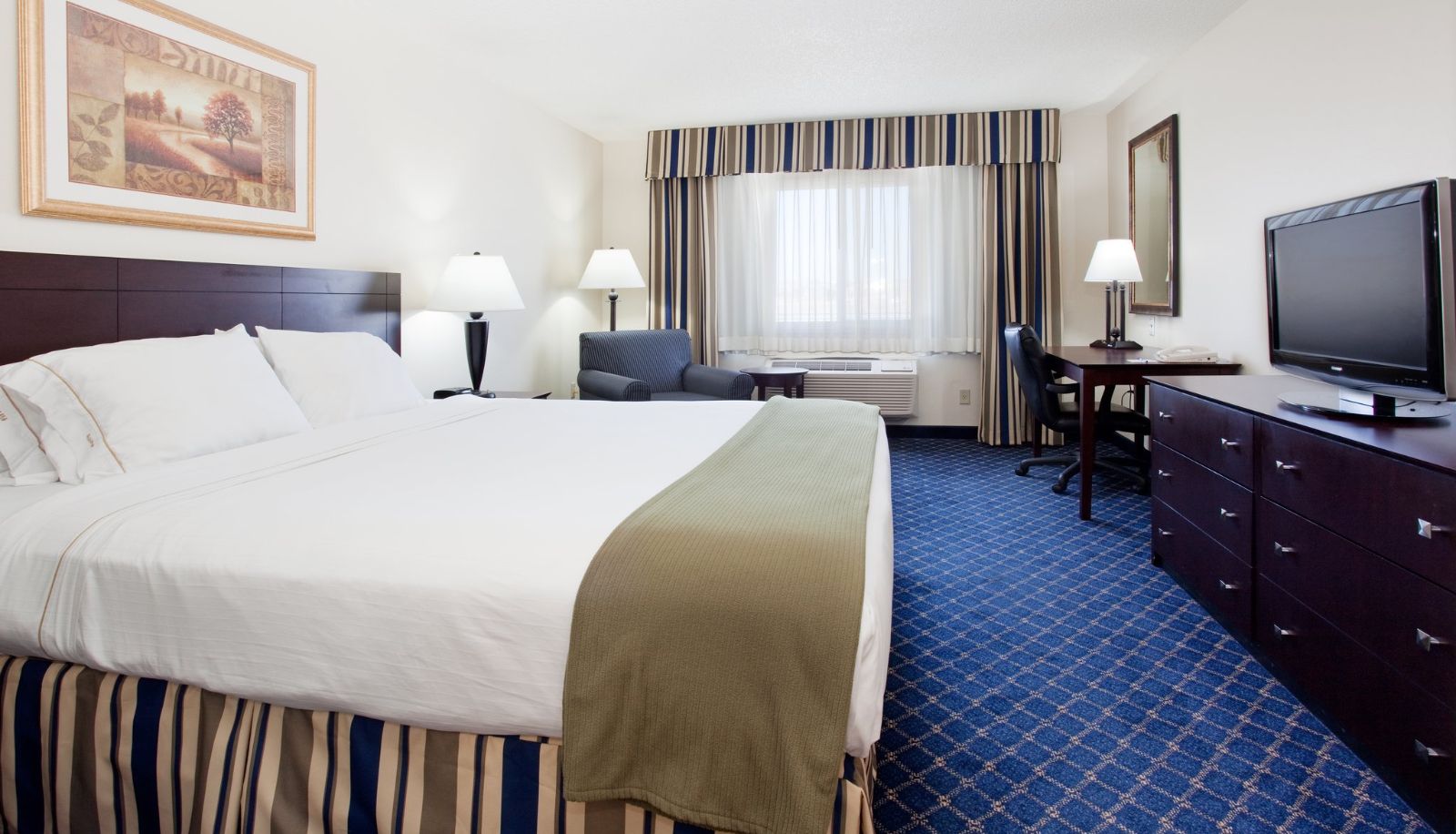 Room - Holiday Inn Express & Suites TORRINGTON by IHG