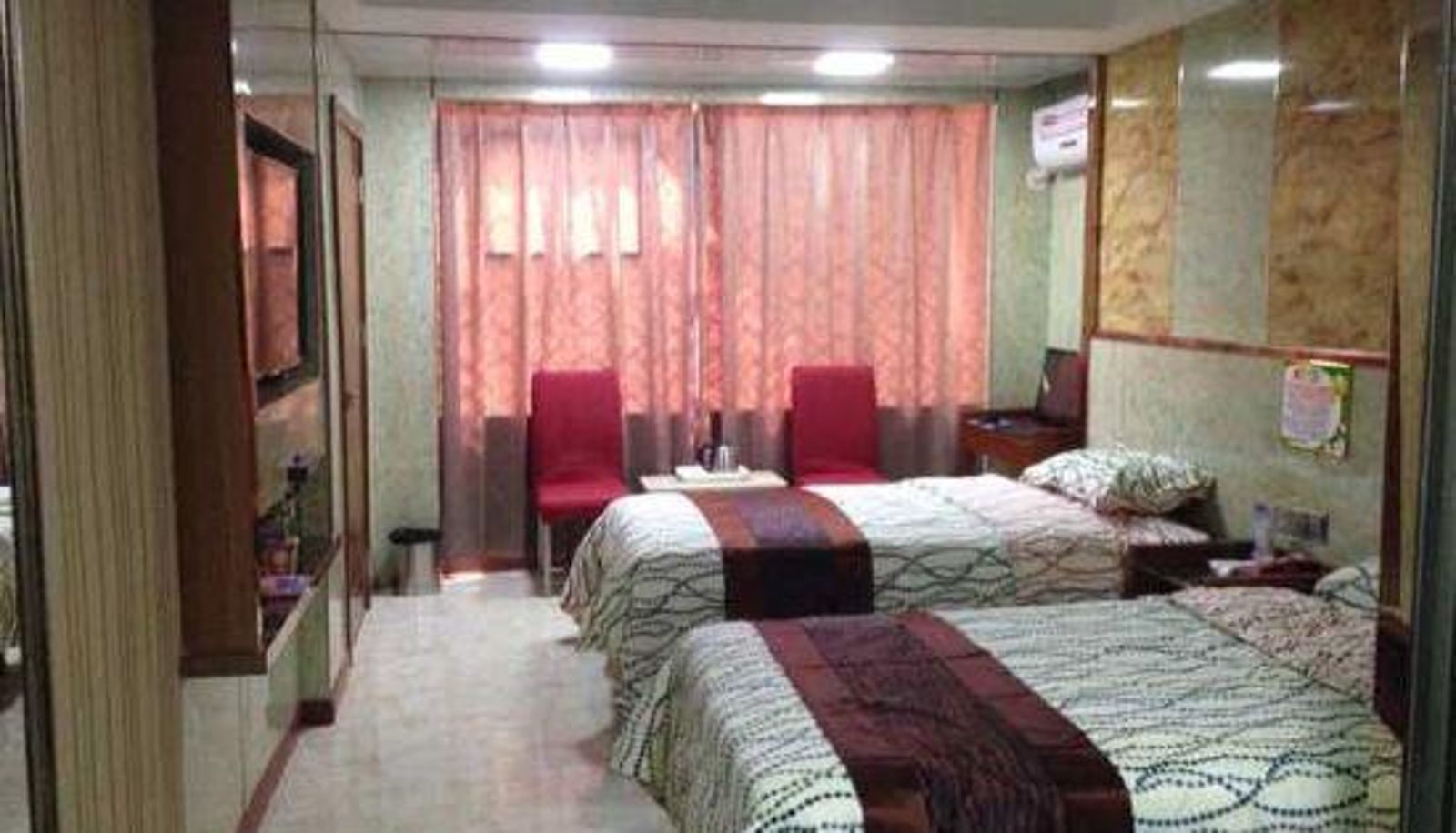 Kamer - Ezhou Holiday Hailan Yuntian Hotel
