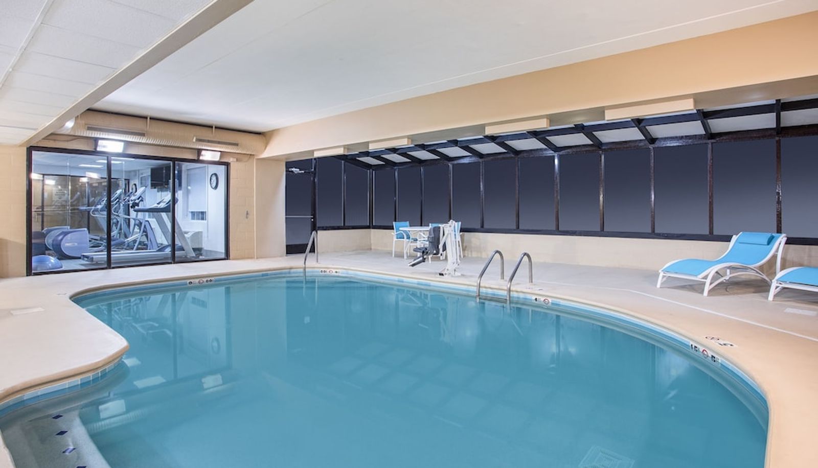 Basen - Holiday Inn Express & Suites ALCOA (KNOXVILLE AIRPORT) by IHG