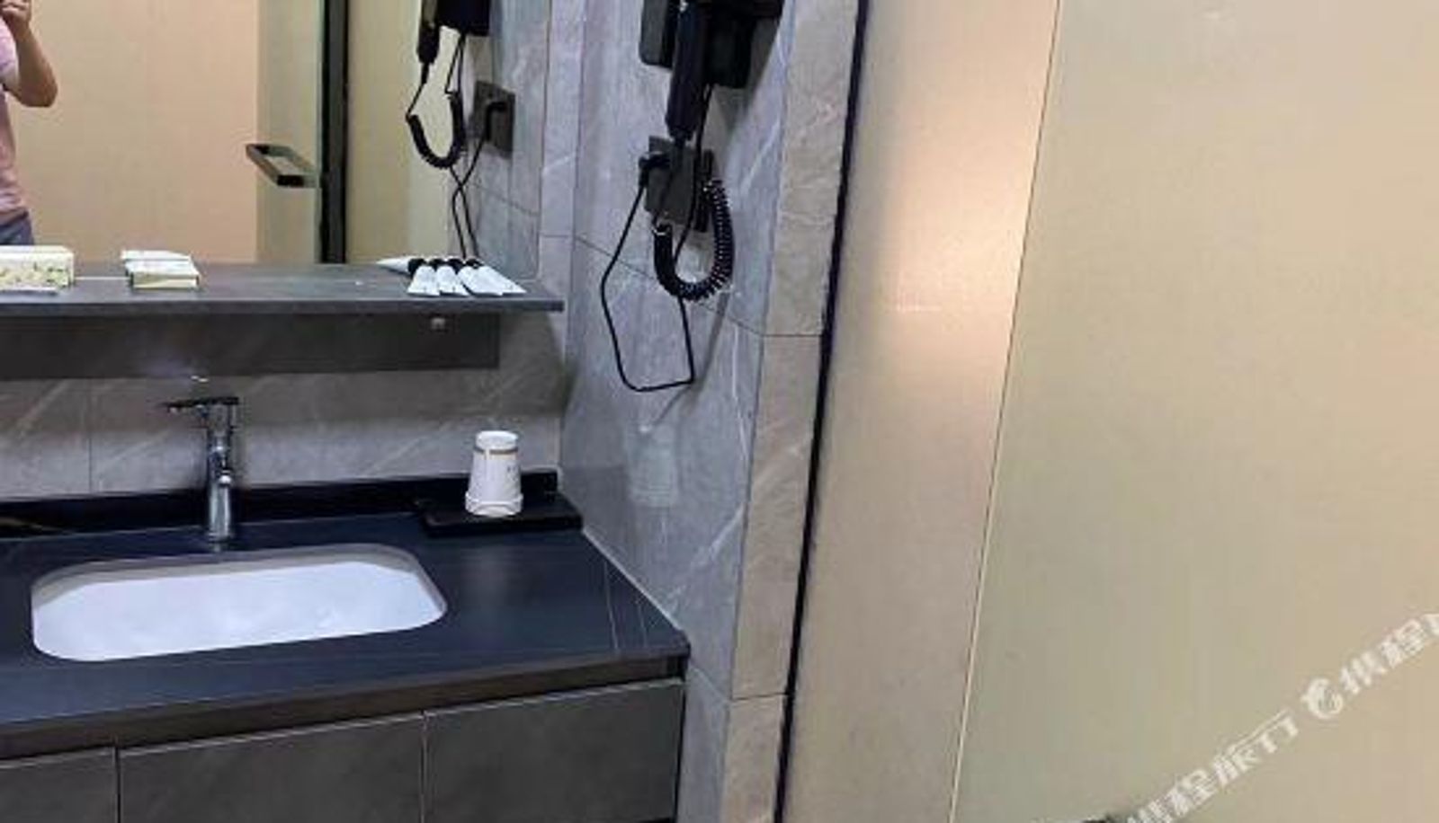 Zimmer - ezhou century business hotel