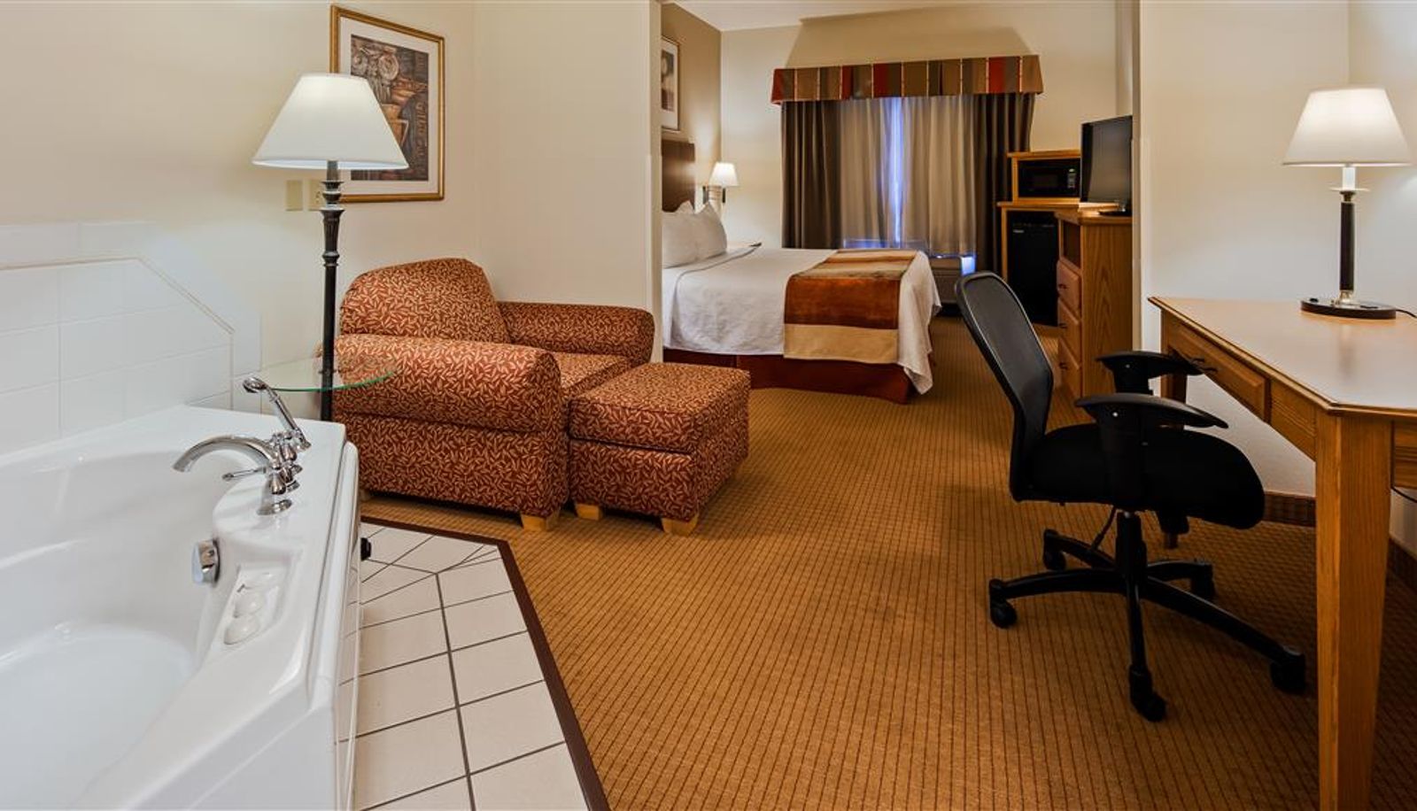 Camera - Best Western Wapakoneta Inn