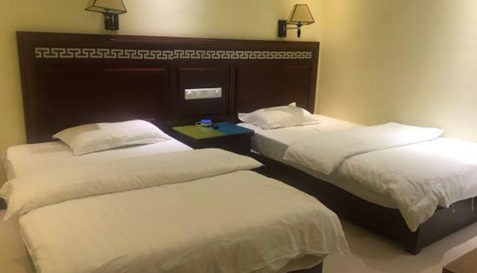 Room - Qujing 520 Network Hotel