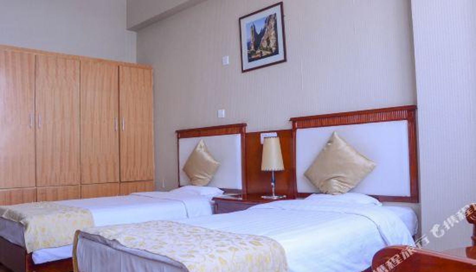 Camera - Zhongtian Hotel