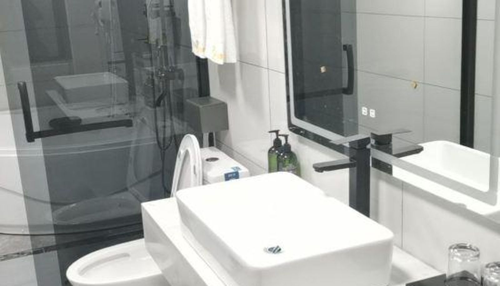 Room - Bokewan Light Luxury Room (Jieyang Qiaonan Stainless Steel Center)