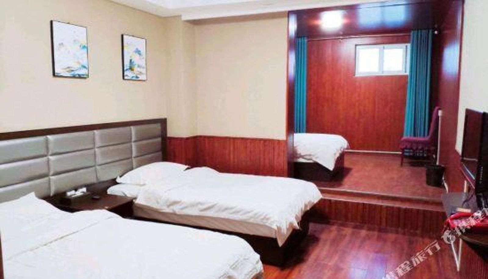 Zimmer - Nine Major Cuisine Hotels (Hebi Liyang Road Branch)