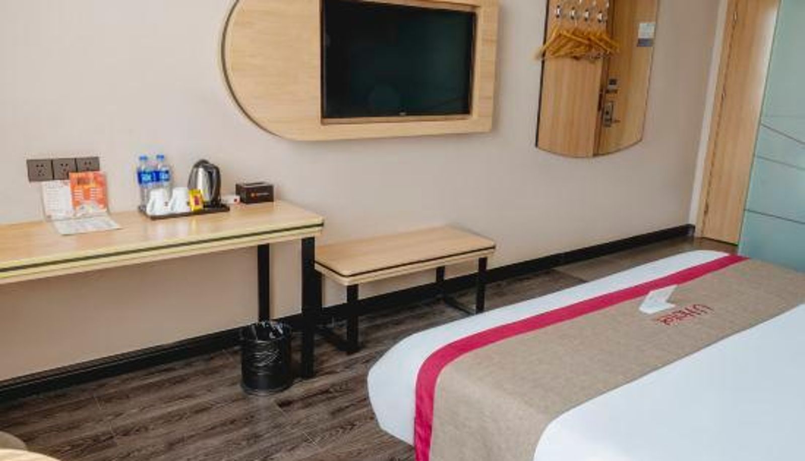 Business room - Shangke You Select Hotel (Yangquan Hongxing Meikailong Branch)