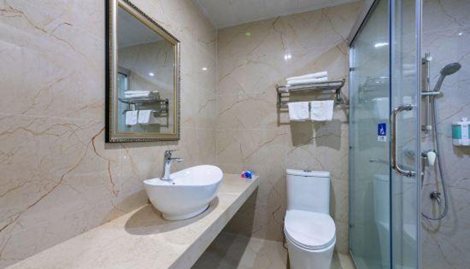 Room - Yunqi Theme Hotel