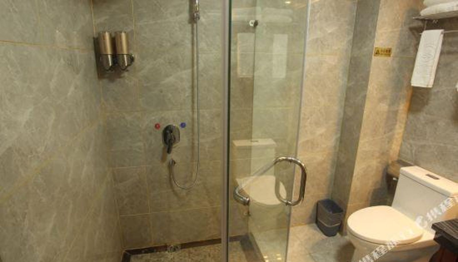 Habitación - Huaji Holiday Hotel