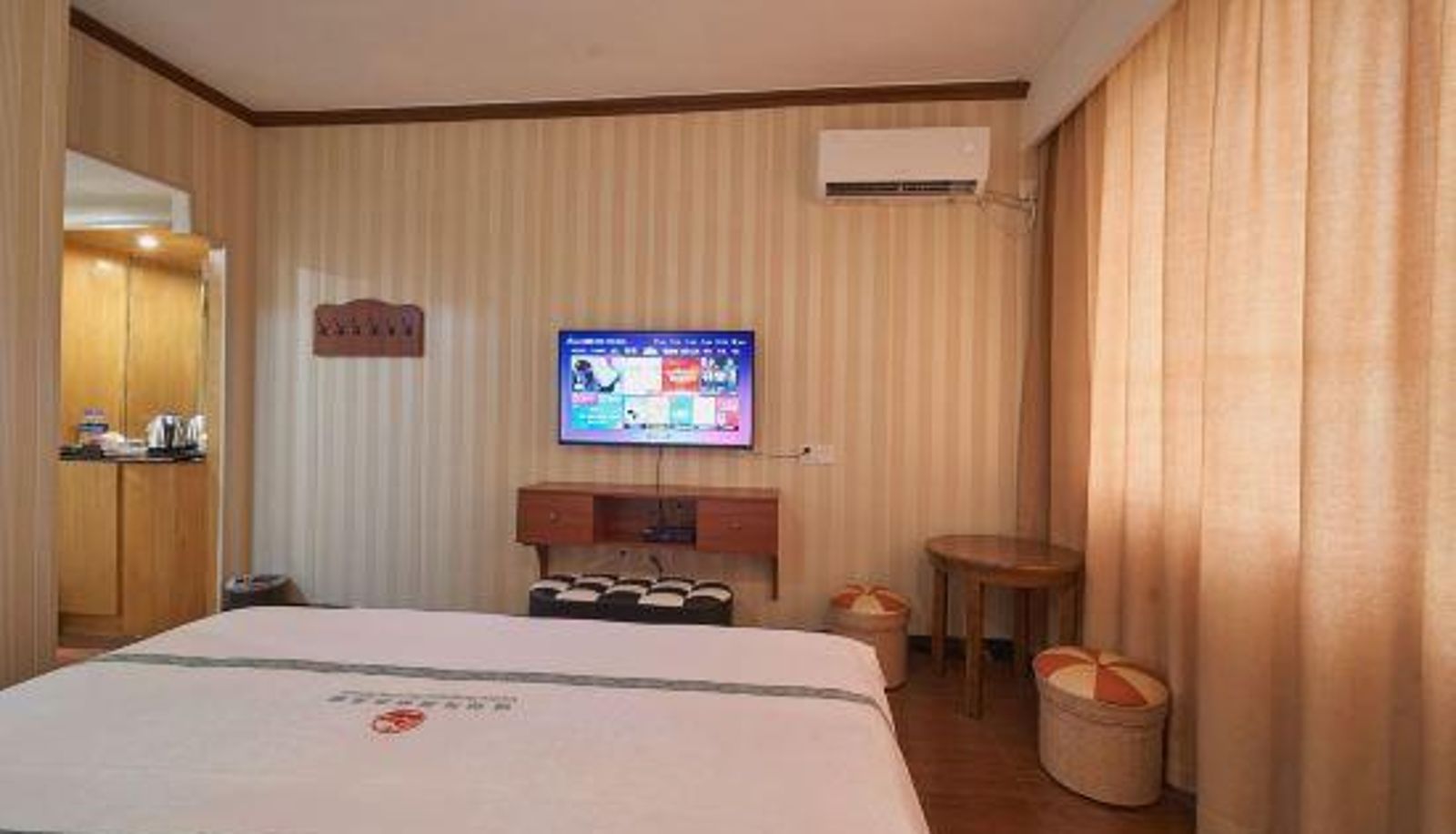 Kamer - Yangshuo Jinlong Hotel