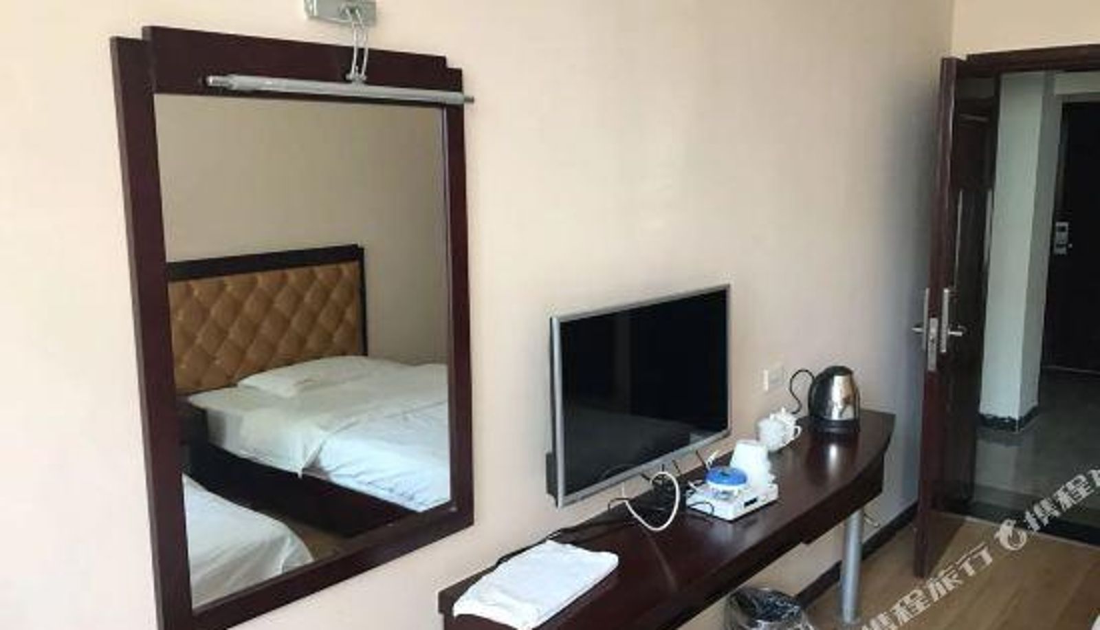 Kamer - Yangshuo Flower Holiday Hotel