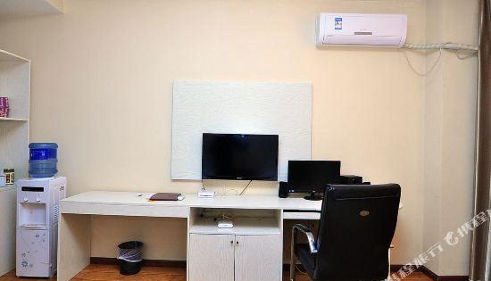 Room - Junlin Express Hotel