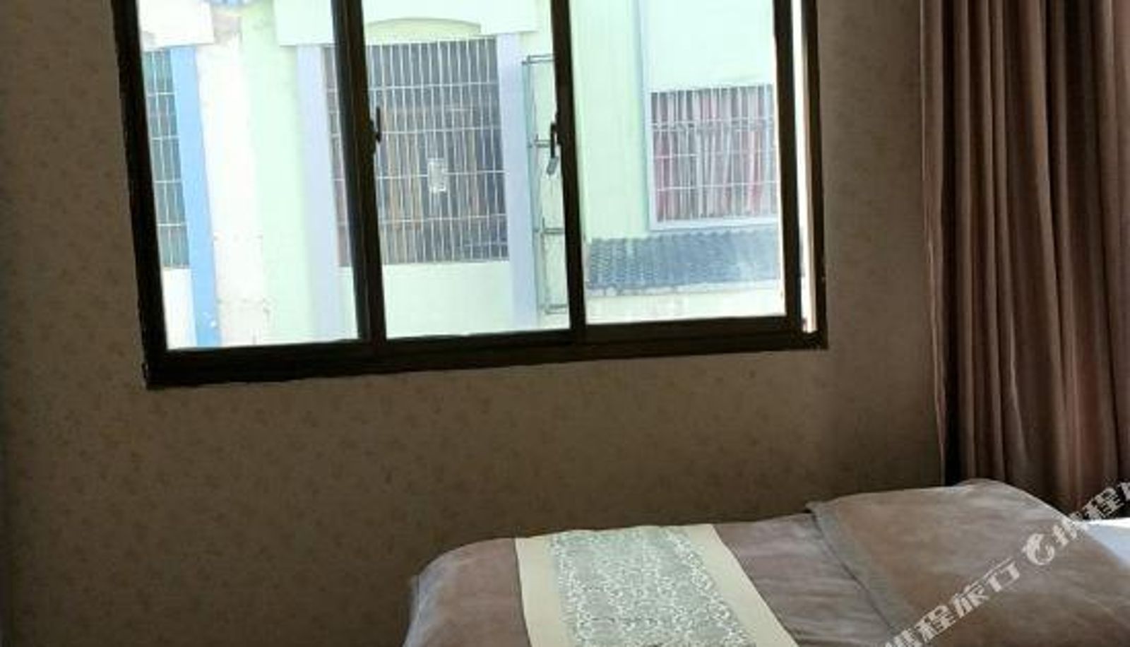 Room - Jinlong Express Hotel