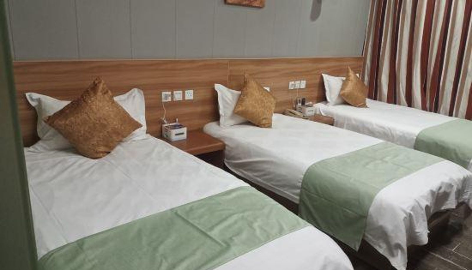 Zimmer - Xinju Express Hotel (Dongyang Guangxia University Store)
