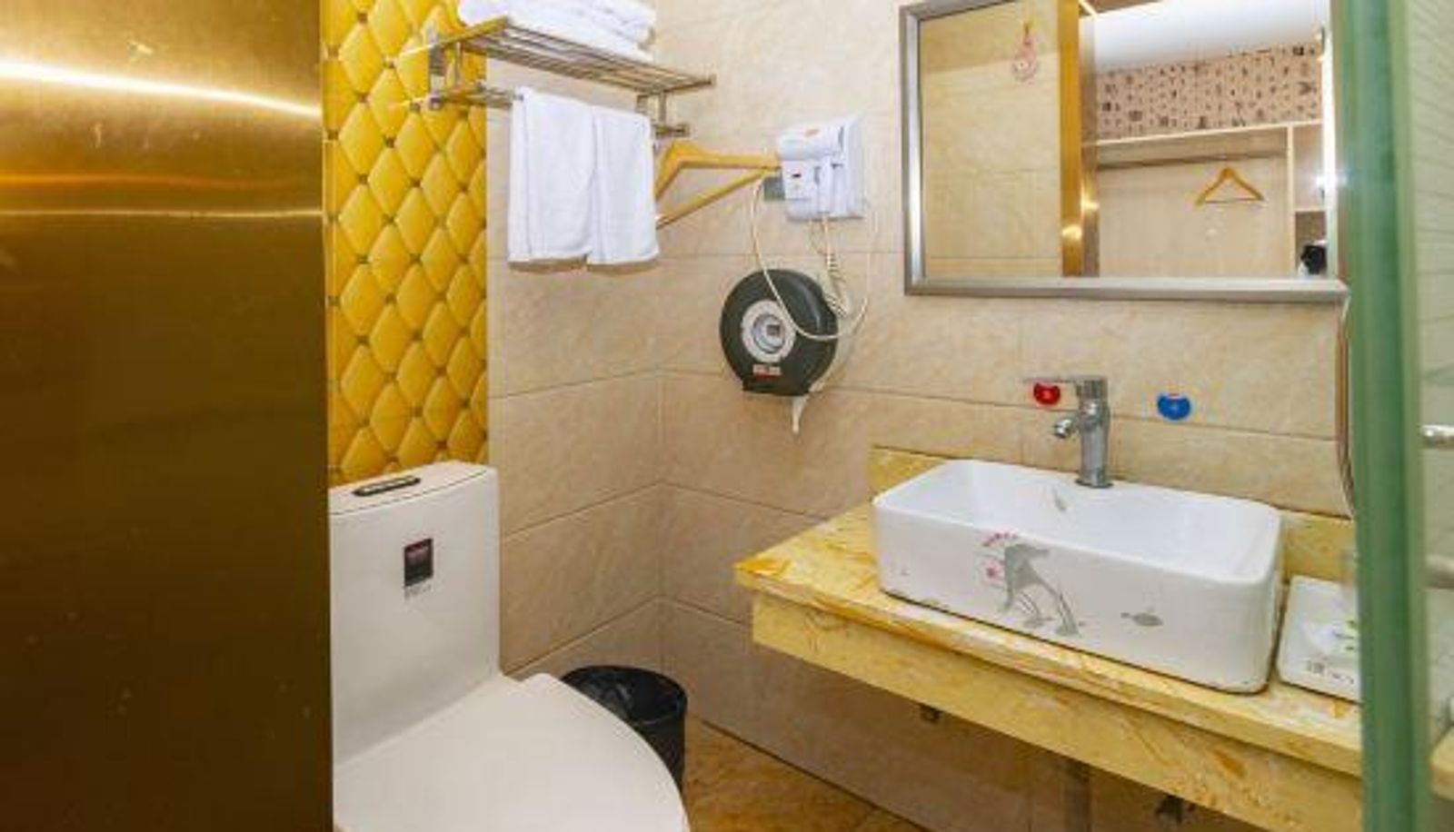 Zimmer - Jinhua Oujin Theme Hotel