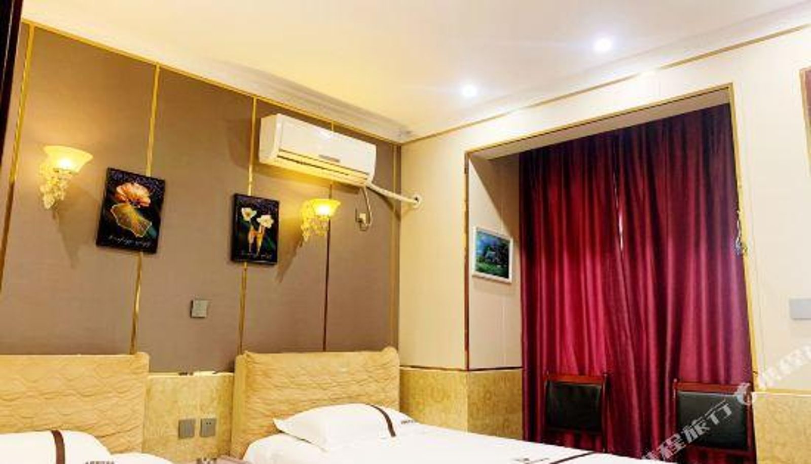 Camera business - Guanghan Jinhao Business Hotel