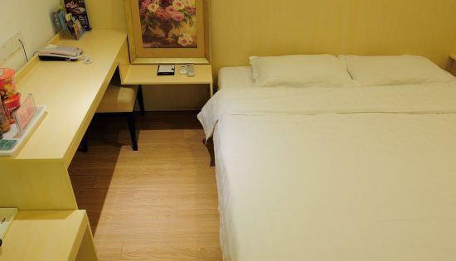 Room - Qidong Aihang Express Hotel