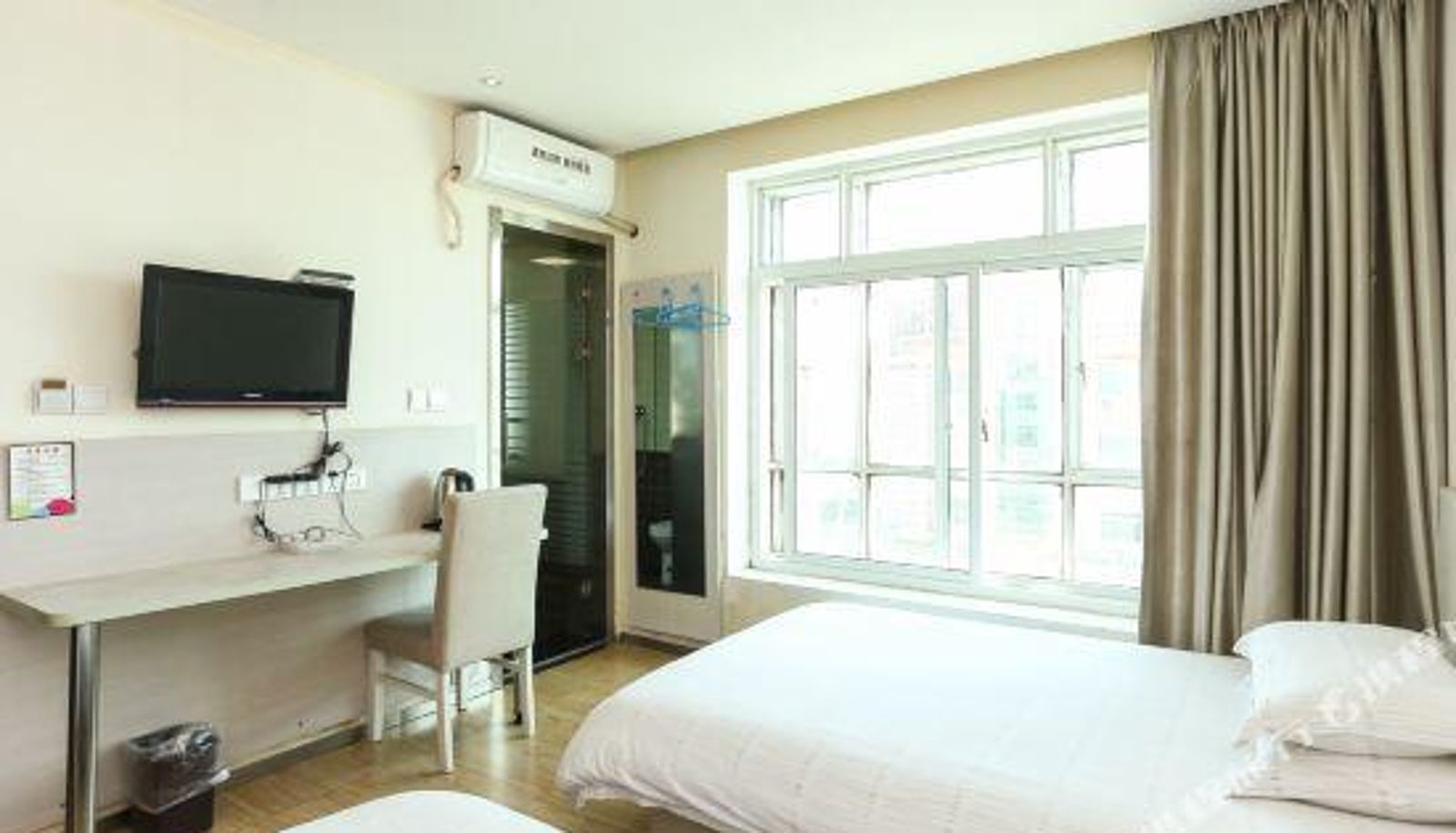 Camera - Qidong Prince Business Hotel