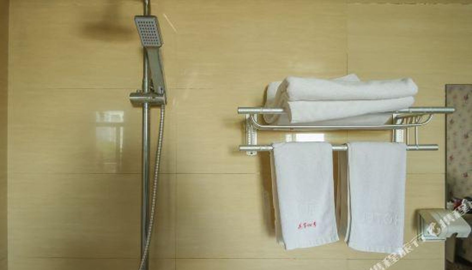 Camera - Four seasons express hotel xuyi huating