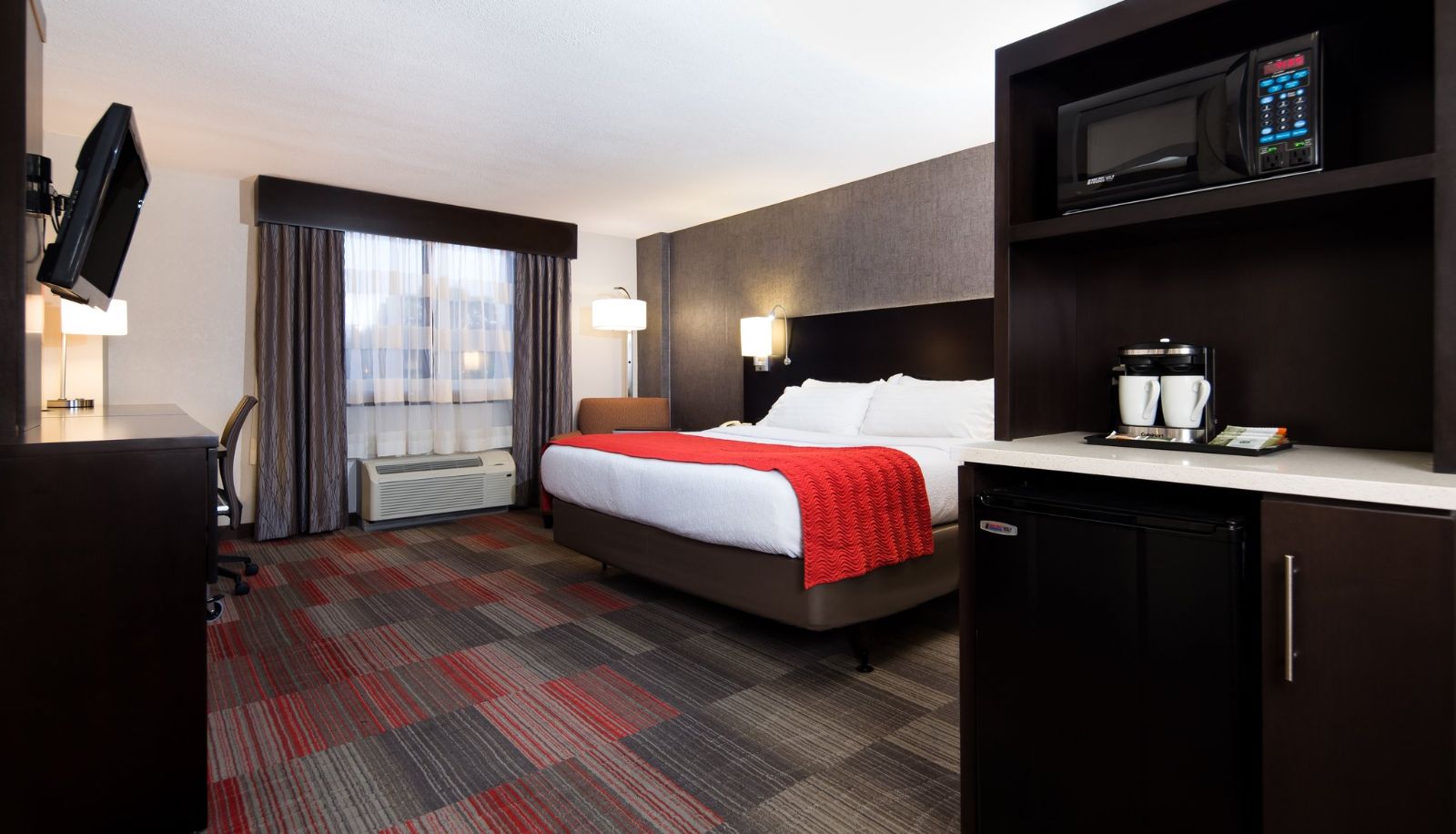 Camera - Holiday Inn MILWAUKEE RIVERFRONT by IHG
