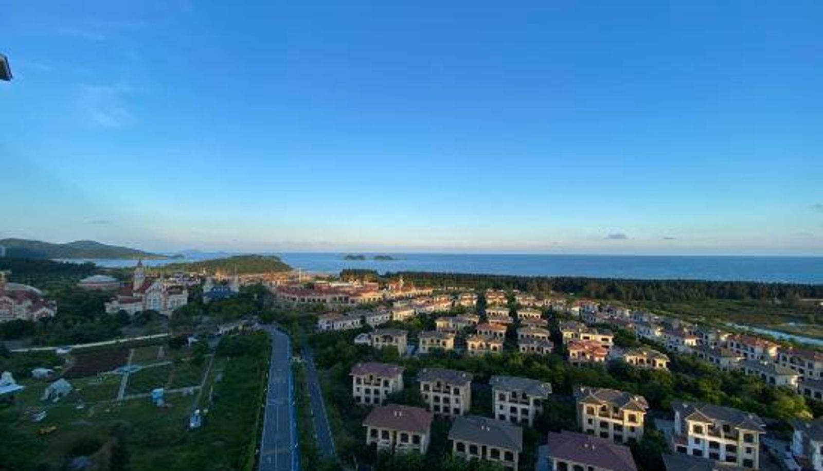 Yang jiang Hailing Island Lucky Holiday Villa